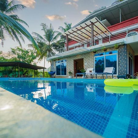 Spicy Mango Villa Elegano - Luxurious Villa Near Nagaon Beach, Alibag Dış mekan fotoğraf
